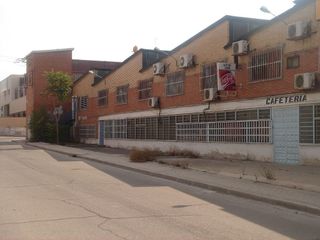 Nave industrial en alquiler en Rejas en Madrid