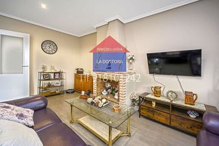 Casa adosada en venta en Zona Casco Antiguo en Navalcarnero