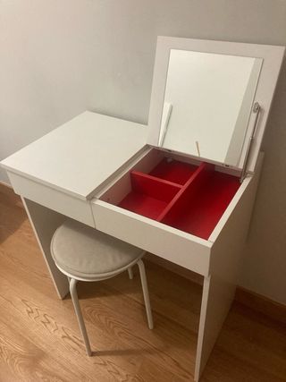 Mesita tocador Ikea BRIMNES blanca