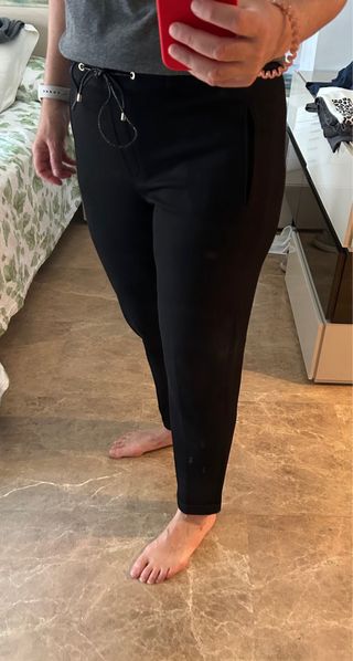 Pantalones tobillero Massimo Dutti negros