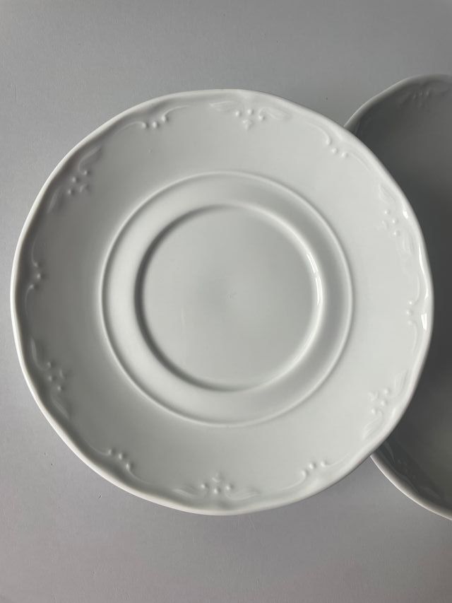 NUEVO 8 Platos de café - porcelana blanca
