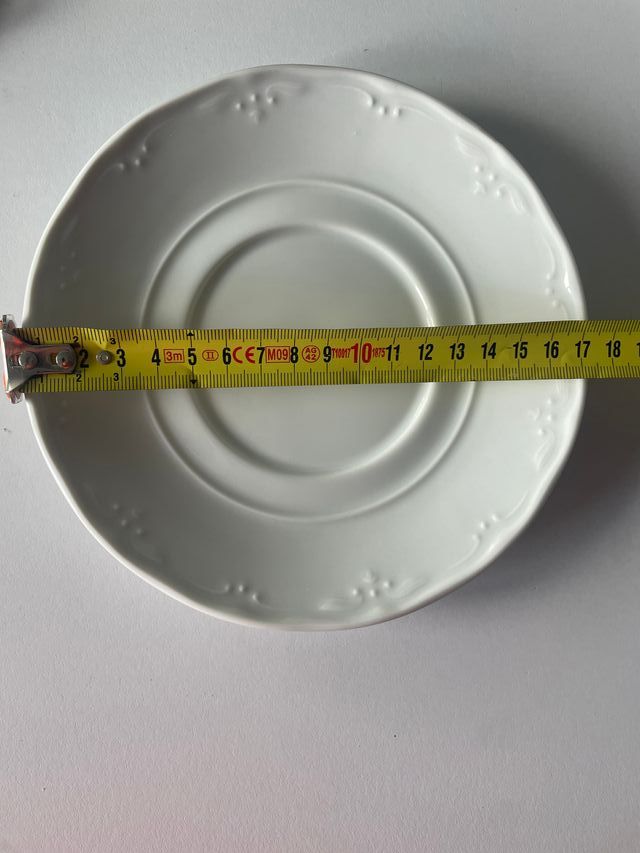 NUEVO 8 Platos de café - porcelana blanca