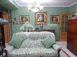 Piso en venta en Lucena