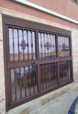 PUERTA ENTRADA O COCHERA HIERRO FORJADO sin marco