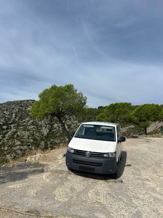 Espectacular VW T5 2013 con opcion a 6 plazas 