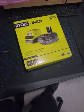 Batería Ryobi 18V 4.0Ah + Cargador Nuevos