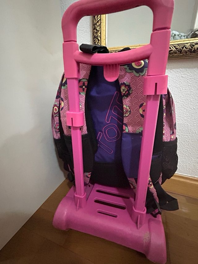 Mochila escolar Totto infantil + carrito