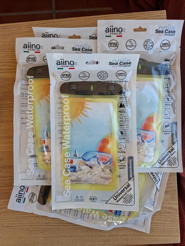 5 Fundas Aino impermeables