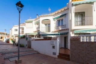 Casa en venta en Urbanización Santa Rosa en Torrox