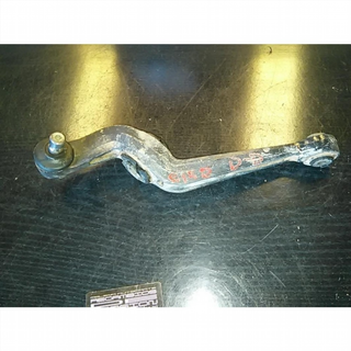 Brazo suspension inferior delantero derech