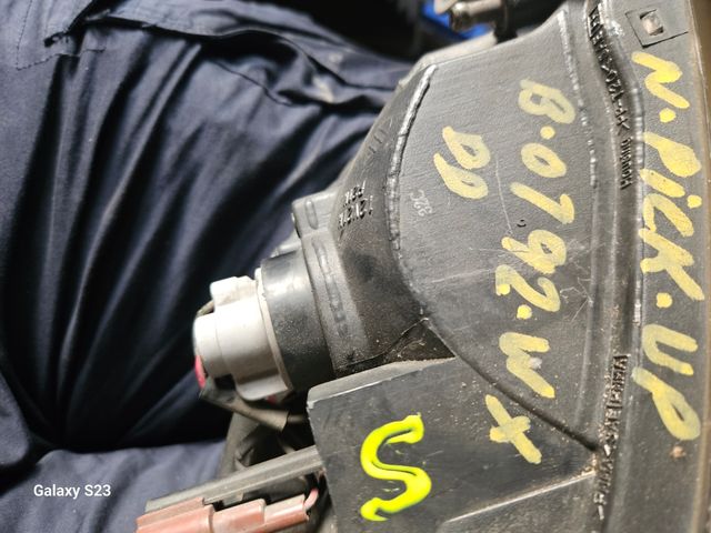 Intermitente Nissan Pick Up 99