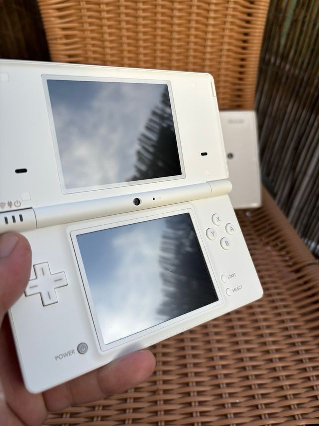 Nintendo DSi bianco