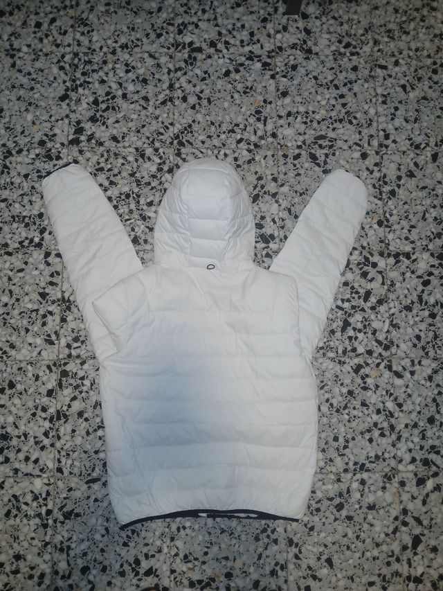 Chaqueta acolchada blanca c/capucha