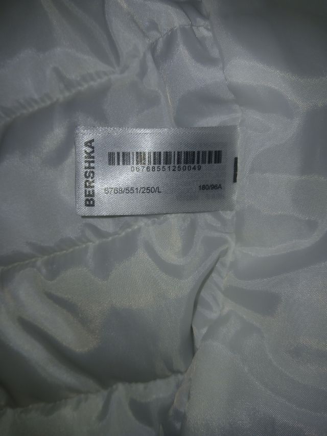 Chaqueta acolchada blanca c/capucha