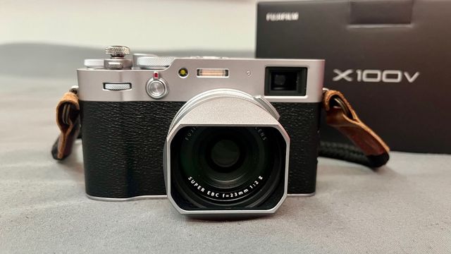 Fujifilm X100V + accesorios
