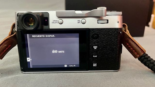 Fujifilm X100V + accesorios