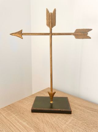 Organizador de joyas flecha dorada