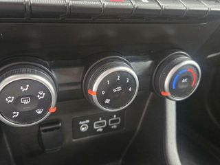 Renault Clio 1.0 TCE CORPORATE EDITION 90 CV GPS, PDC