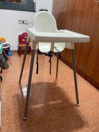Trona bebé Ikea blanca