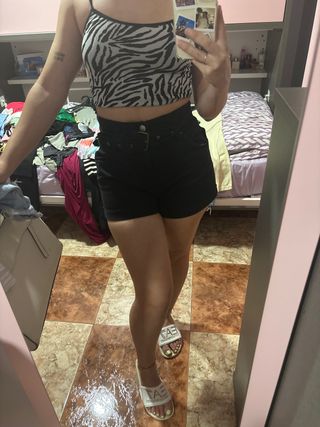 Shorts vaqueros negros cinturon