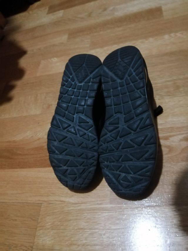 Zapatillas Skechers Uno Stand on Air 35