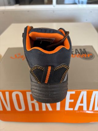 Zapatos seguridad WORKTEAM grises