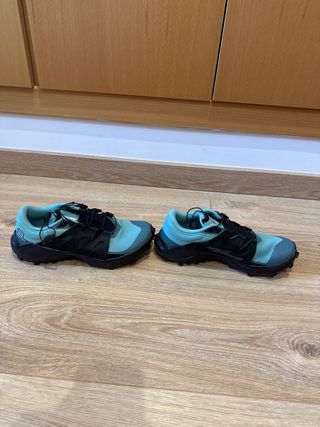 Zapatillas Salomon Trekking - Talla 38