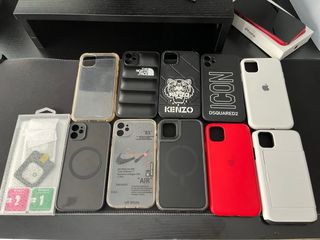 iPhone 11 rosso (Apple)