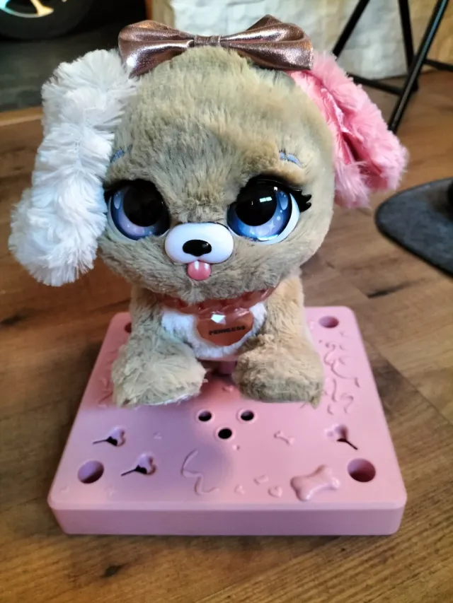 Perrita Princesa que se mueve