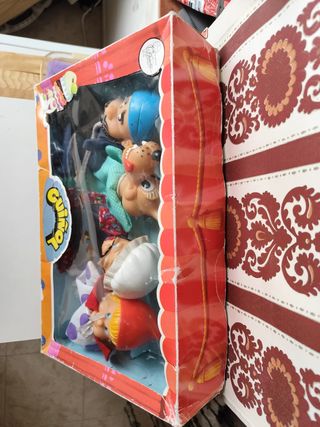 Guiñol Famosa vintage en caja.