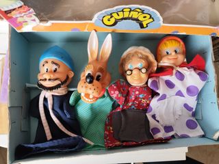 Guiñol Famosa vintage en caja.