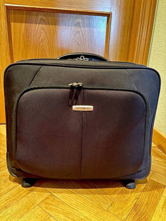 Trolley / Maletin con ruedas Samsonite 15,6"