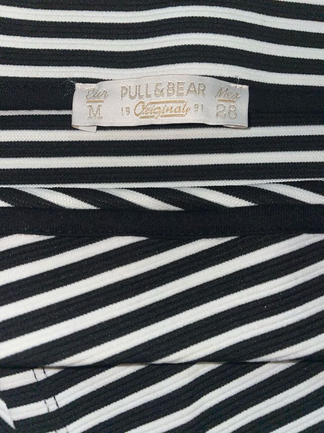 Falda rayada blanco y negro