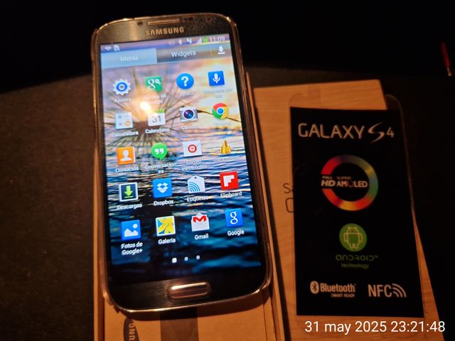 Samsung Galaxy S4 - Smartphone