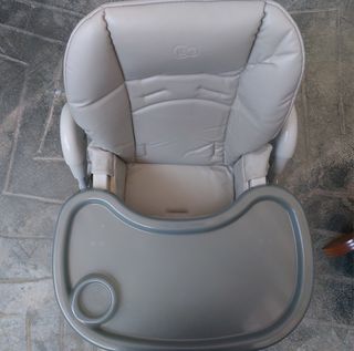 Silla trona grande con fácil lavado