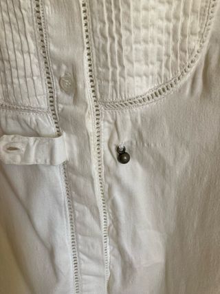 Blusa blanca XL como nueva.