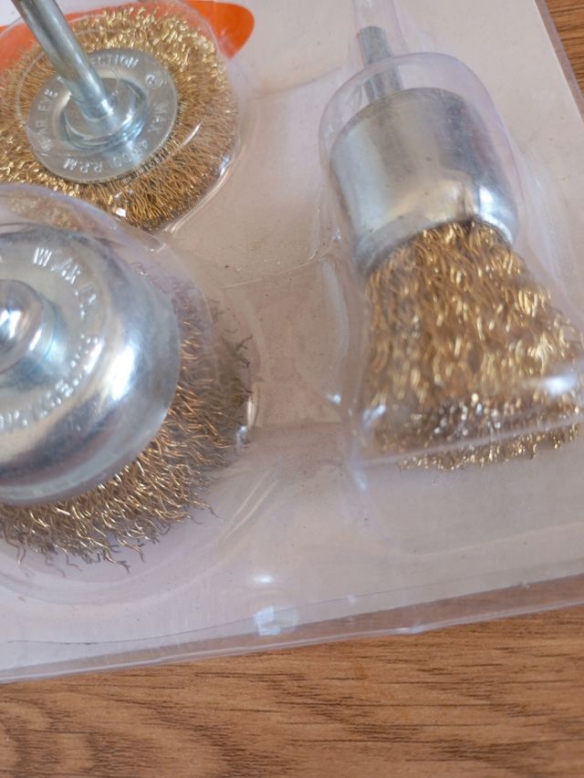 Juego de 3 cepillos metálicos