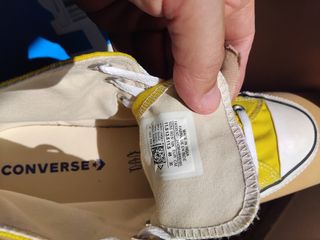 Converse amarillas altas