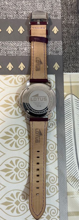 Reloj Lotus Mujer - Correa Morada