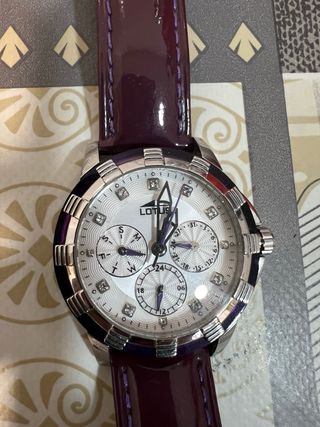 Reloj Lotus Mujer - Correa Morada