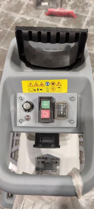 Trituradora de jardín eléctrica IKRA ILWH 3000 W