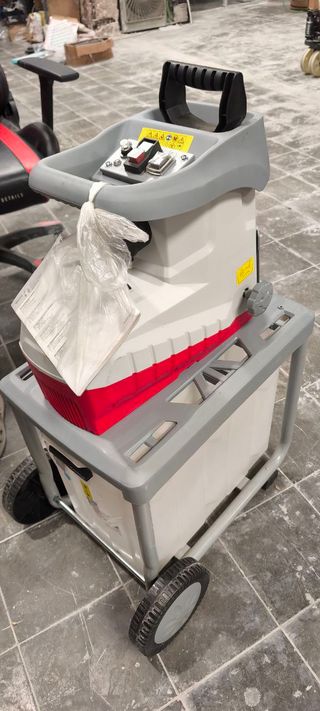 Trituradora de jardín eléctrica IKRA ILWH 3000 W