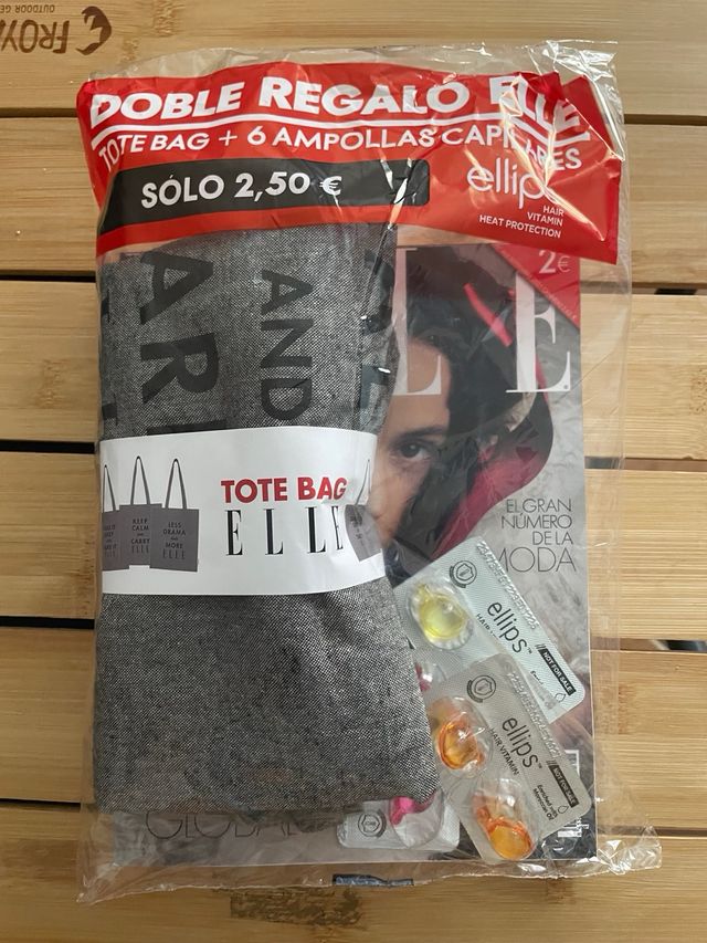 Revista Elle Pocket Rosalía + regalos