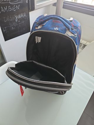 Mochila Totto ruedas colegio