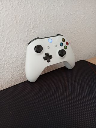 Controller Xbox One bianco