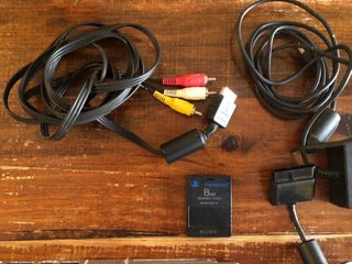 PS2 Slim gris/plata  con 2 mandos