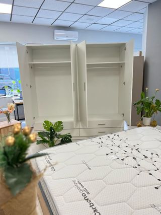 Armario 4 puertas 4 cajones blanco