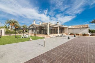 Chalet en venta en La Algoda - Matola - El Pla en Elche
