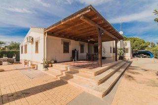 Chalet en venta en La Algoda - Matola - El Pla en Elche