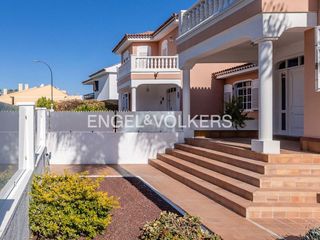 Casa adosada en venta en San Antonio - Las Arenas en Puerto de la Cruz